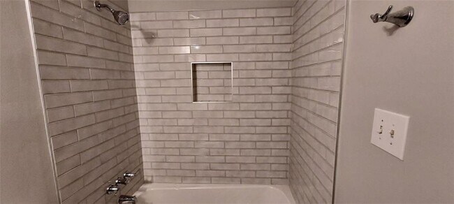 Building Photo - 5030 Beth St