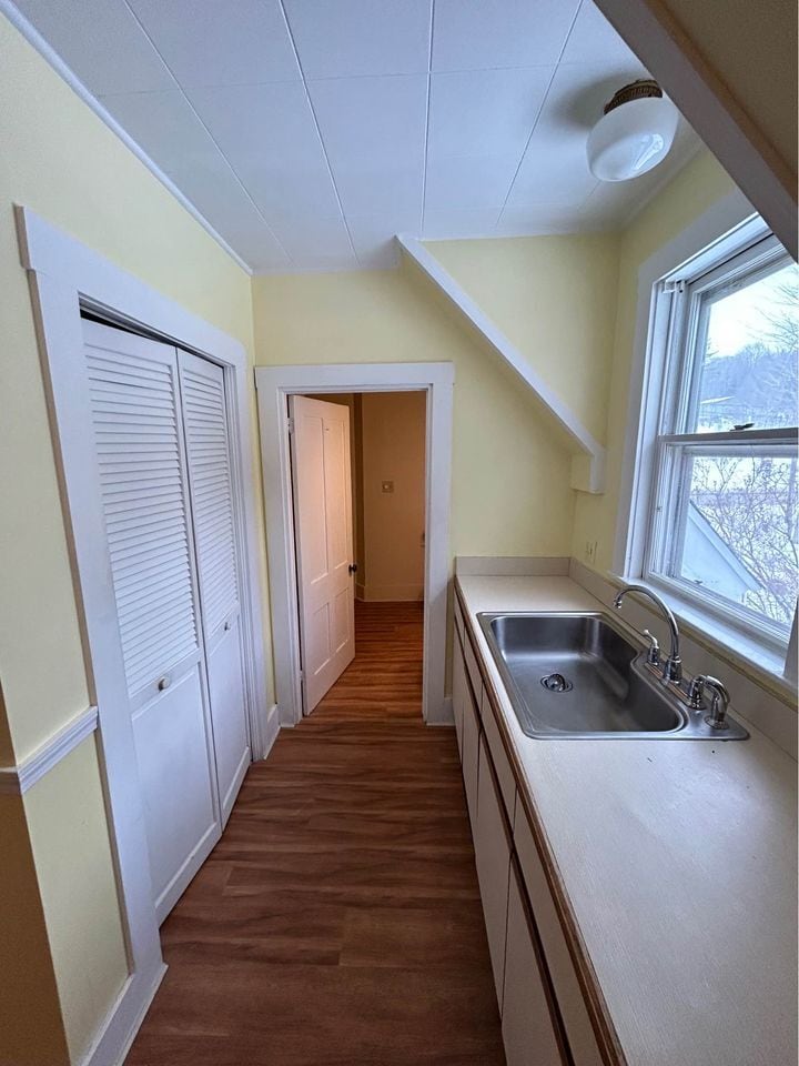 Building Photo - 323 Pine St