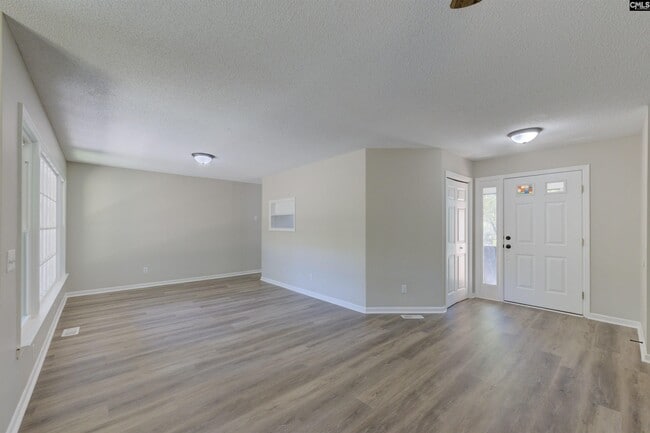 Building Photo - 30 Cardington Ct