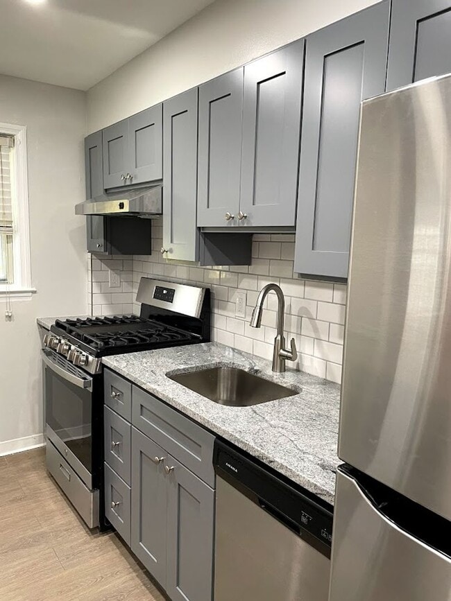 Building Photo - Charming 3 Bedroom/1.5 Bathroom Townhome in Towson/Loch Raven, MD!