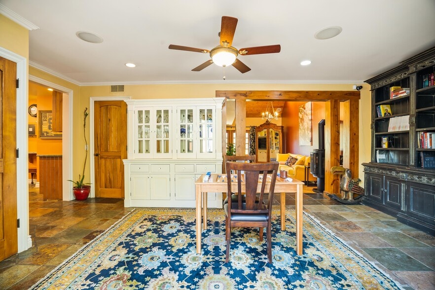 Building Photo - 25736 Punto de Vista Dr