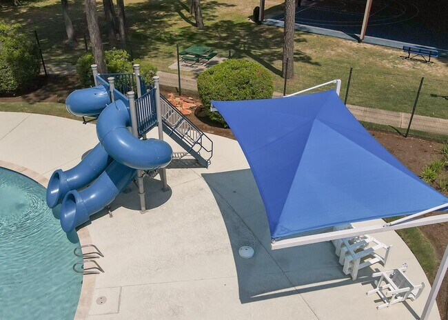 Building Photo - 30327 Deleon Fields Dr