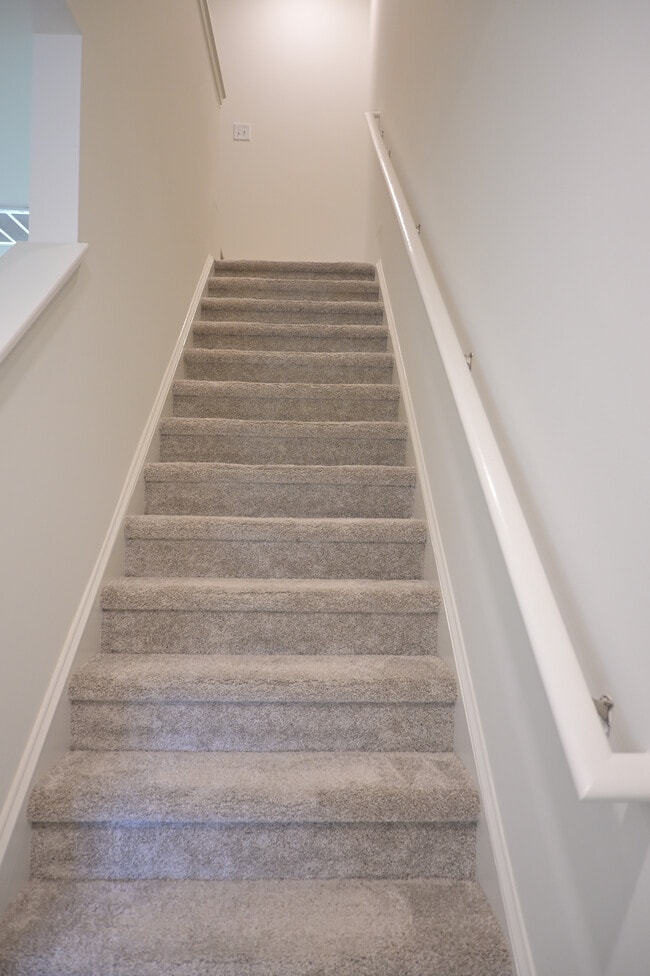 Building Photo - 3096 Spline Cir