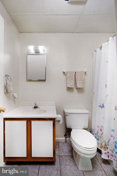 Building Photo - 11 Stonewall Ct