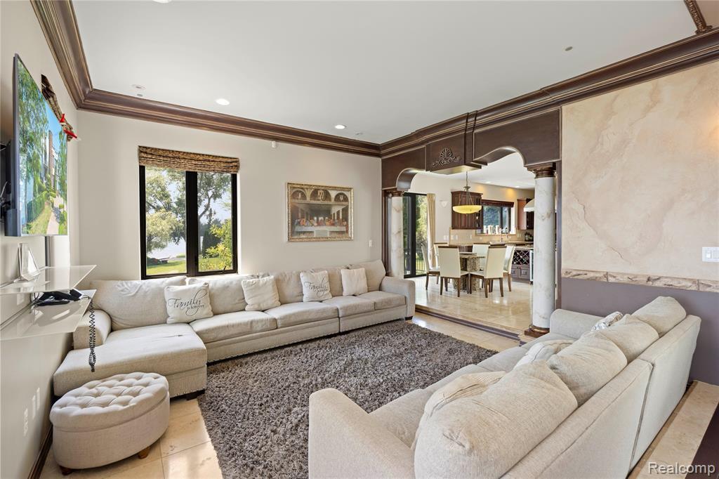 Building Photo - 42183 Kouza Ct