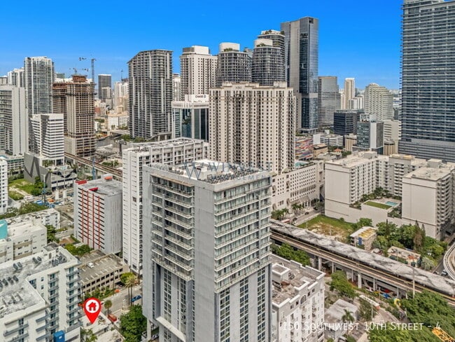 Building Photo - 150 SW 10th St