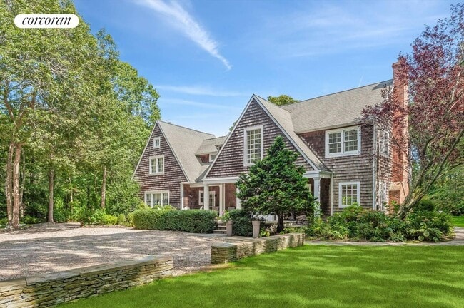 Building Photo - 9 Lauras Ln