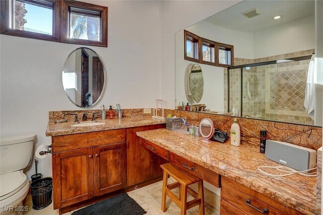 Building Photo - 1608 Liege Dr