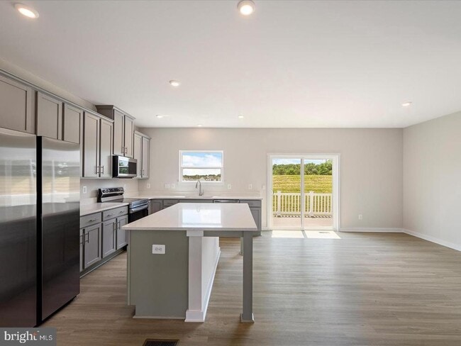 Building Photo - 17 Lyriq Ct