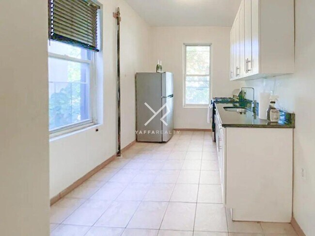 Building Photo - 1 bedroom in BROOKLYN NY 11216
