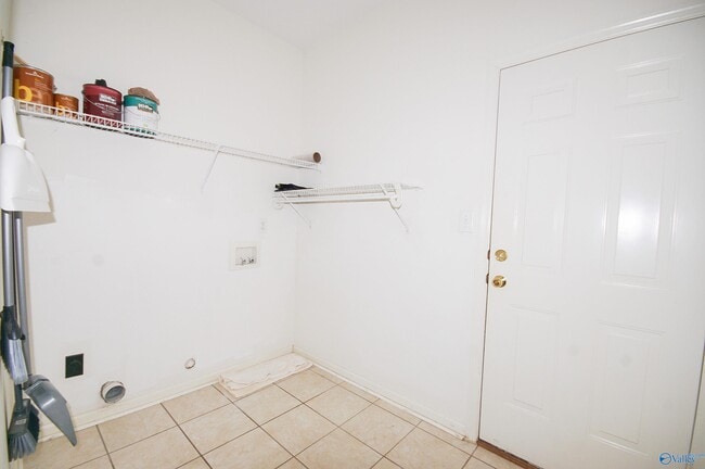 Building Photo - 209 Bridgeway Cir