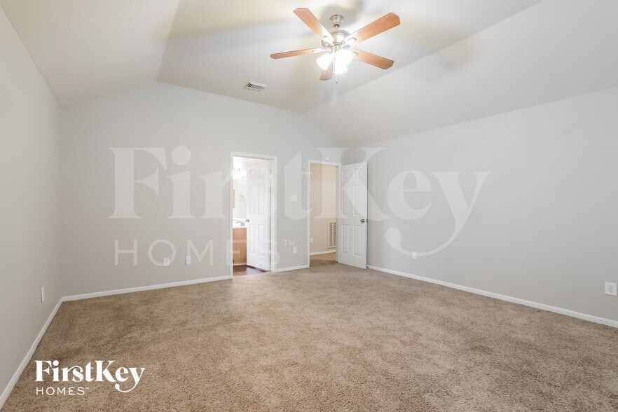 Building Photo - 22543 Williamschase Dr