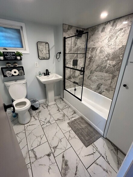 Building Photo - 1452 Huntersland Rd