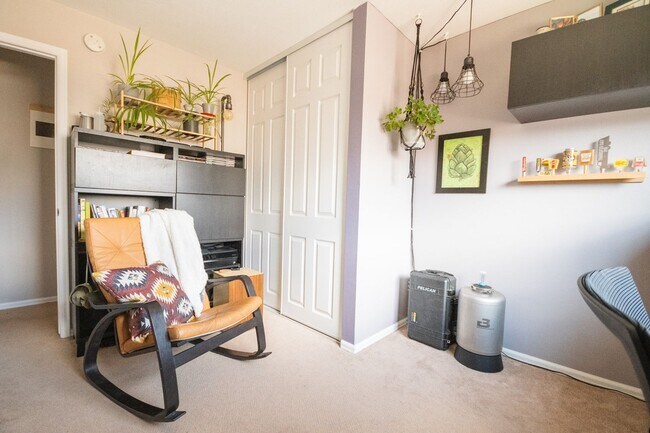 Building Photo - BEAUTIFUL 4 BEDROOM / 3 BATH HOME IN LAFAY...