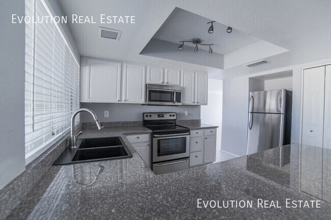 Building Photo - 2110 S Shannon Dr