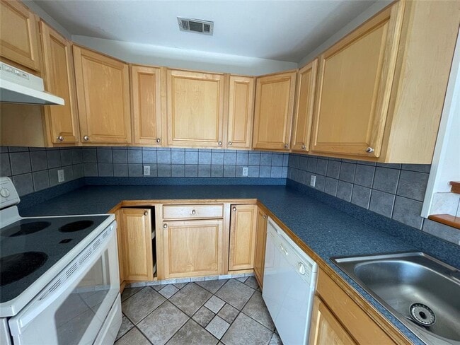Building Photo - 1506 Big Meadow Dr