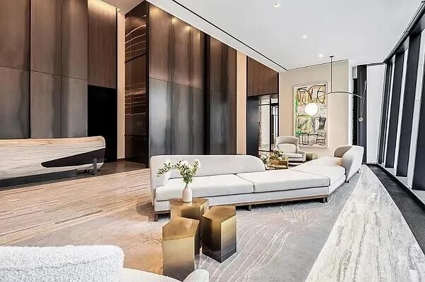 Building Photo - 111 Murray St