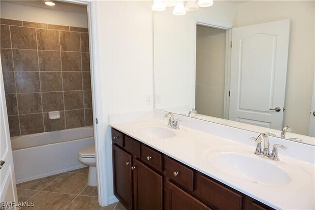 Building Photo - 4232 Raffia Palm Cir
