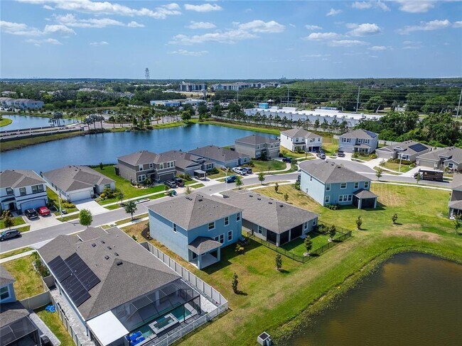 Building Photo - 16631 Mooner Plank Cir