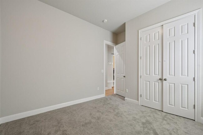 Building Photo - 22316 Verbena Pkwy