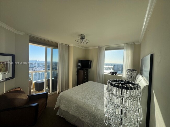 Building Photo - 17875 Collins Ave