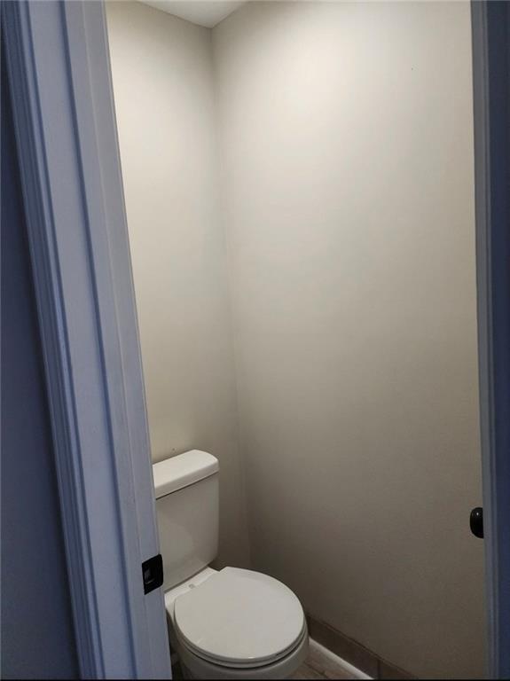 Building Photo - 138 Shady View Pl