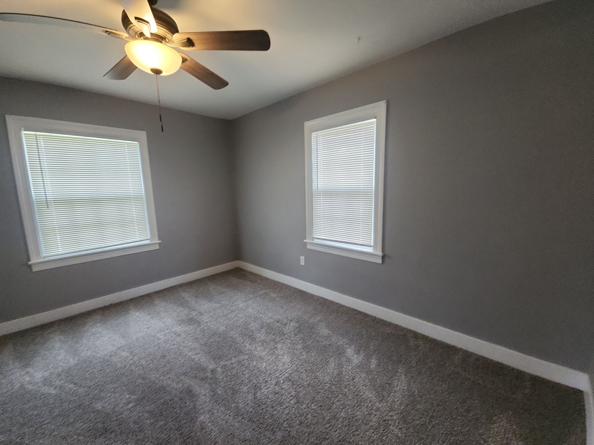 Building Photo - 1056 Campbell St