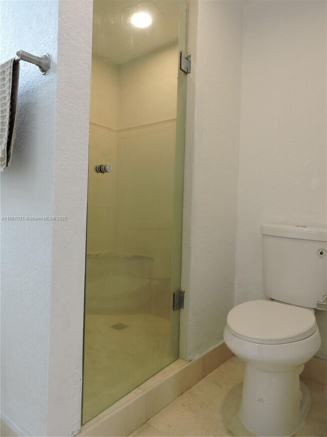 Building Photo - 1316 SW 118th Terrace