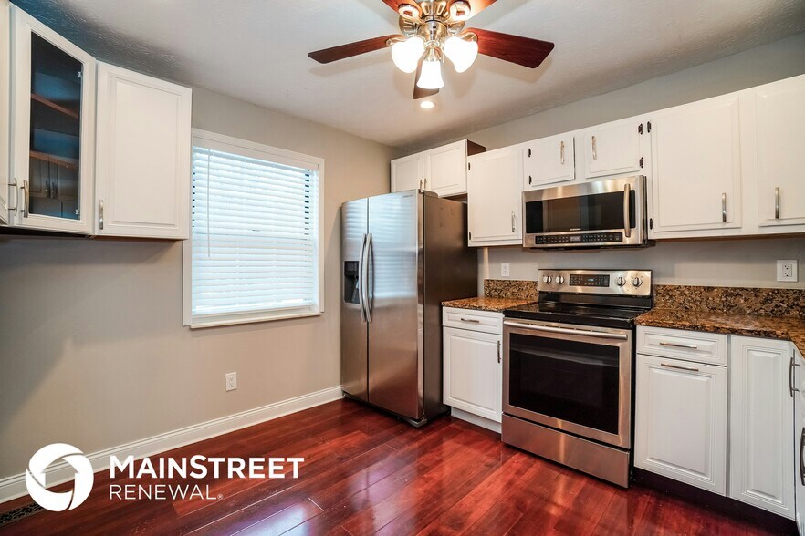 Building Photo - 1676 Laramie Dr