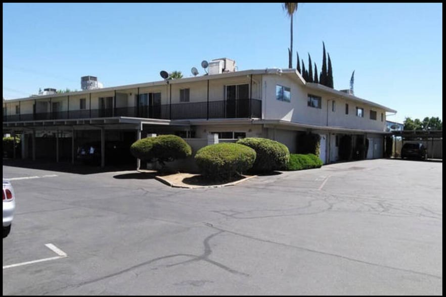 outside view of condo - 805 Tully Rd