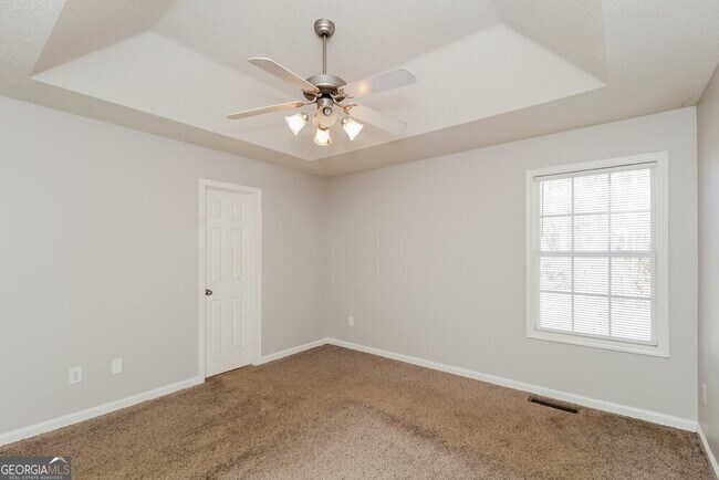 Building Photo - 40 Pleasant Forest Trail