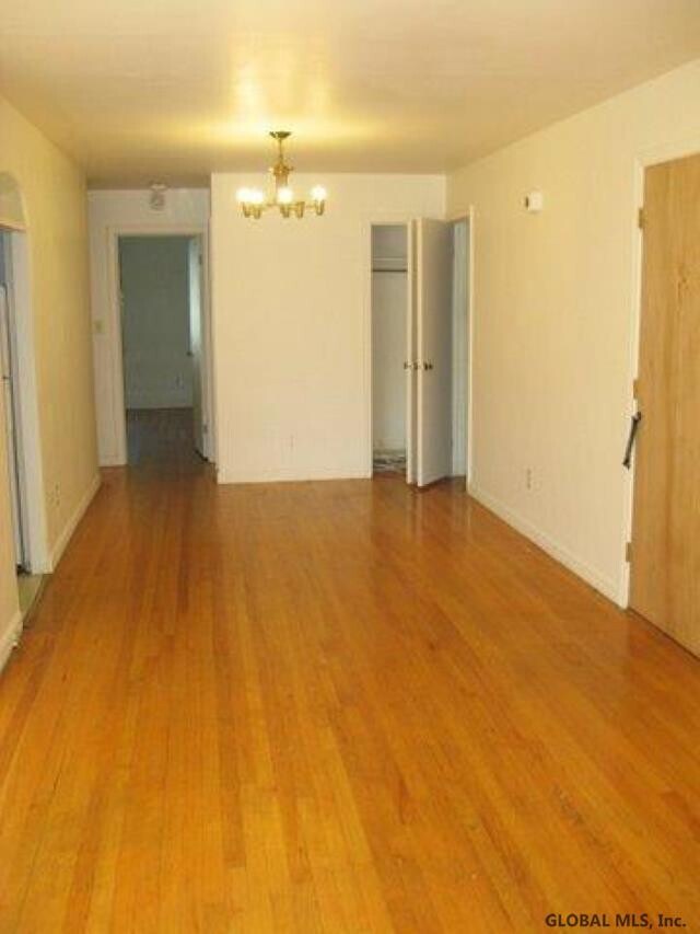 Building Photo - 31 Parkwood St