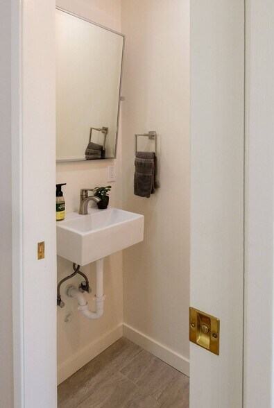 Building Photo - 2816 Martin Luther King Jr Way