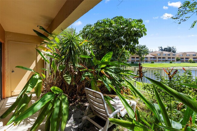 Building Photo - 5200 NW 31st Ave