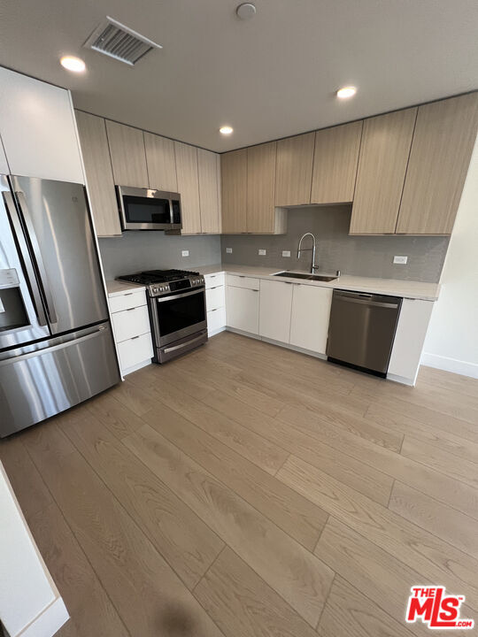 Building Photo - 1828 Butler Ave