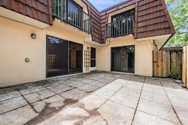 Building Photo - 2710 4th Ct