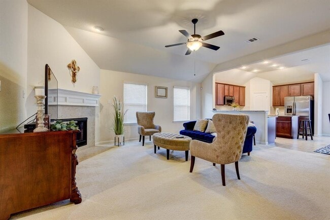 Building Photo - 23707 Walnut Maze Ct