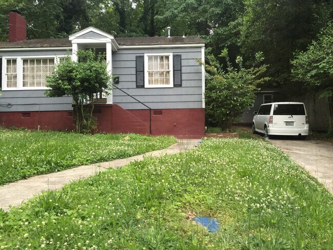 Building Photo - 1621 Marqueritte Avenue, Anniston, Alabama