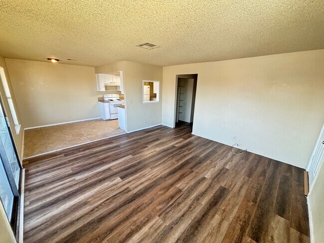 Building Photo - 6991 Kepler Dr