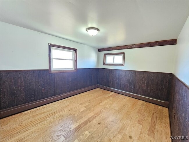 Building Photo - 1970 Sturgeon Point Rd