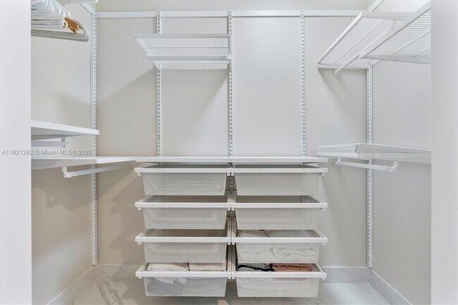 Building Photo - 2080 S Ocean Dr