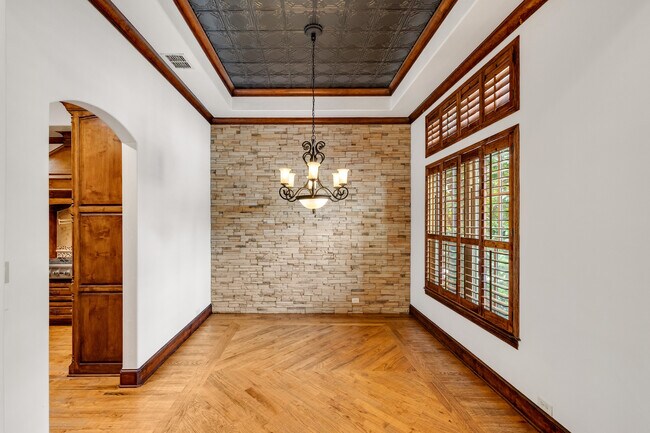 Building Photo - 18231 Brighton Grn