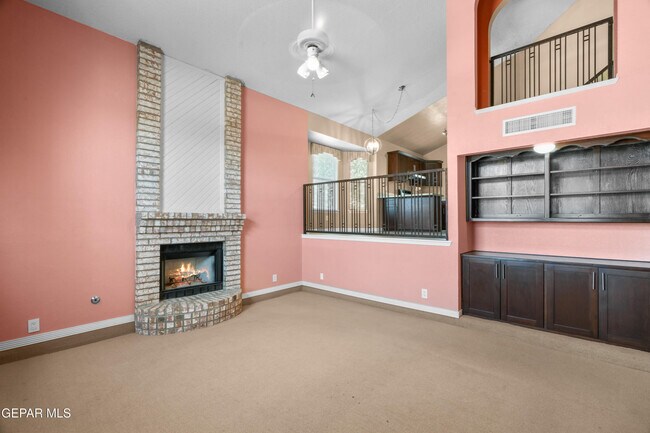 Building Photo - 4644 Loma De Cobre Dr