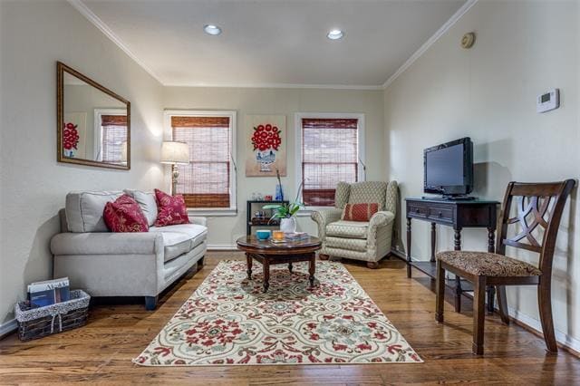 Building Photo - 3440 Rosedale Ave