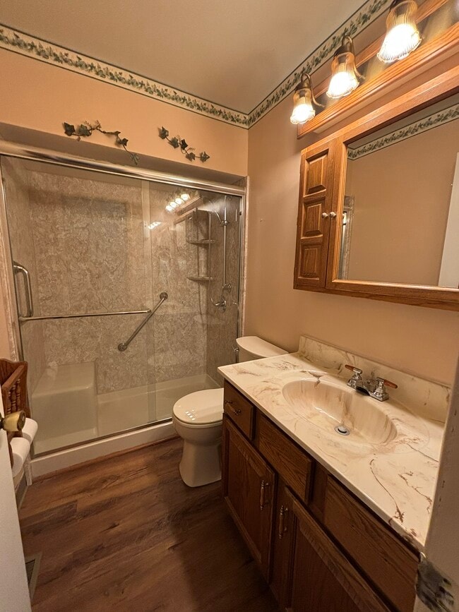 Building Photo - 103 Booth Dr