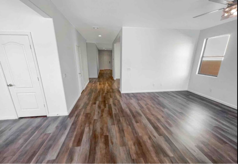 Building Photo - 7214 W St Charles Ave