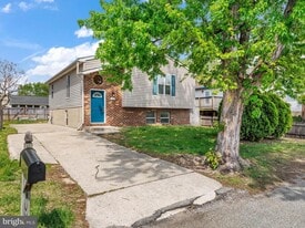 Building Photo - 752 225th St