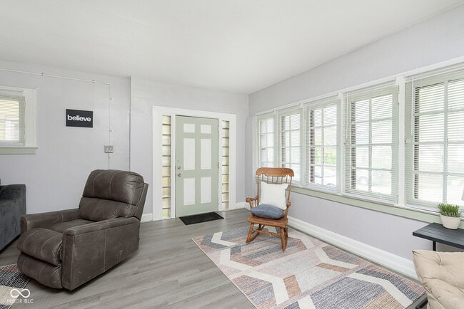 Building Photo - 4237 Graceland Ave