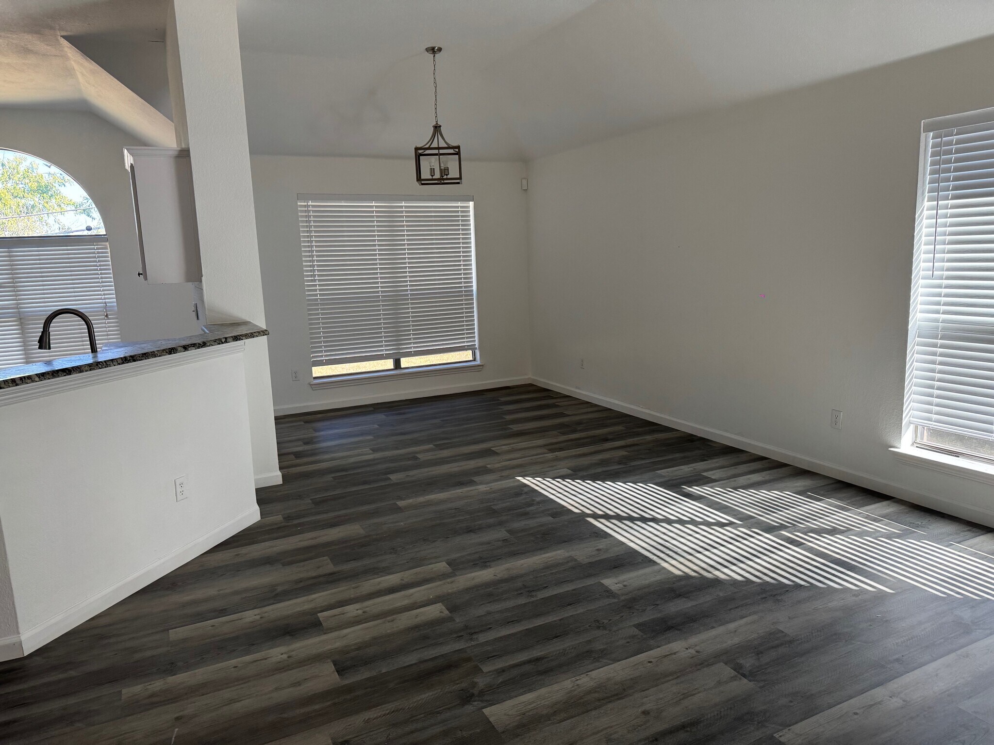 Building Photo - 6611 Rockdale Rd