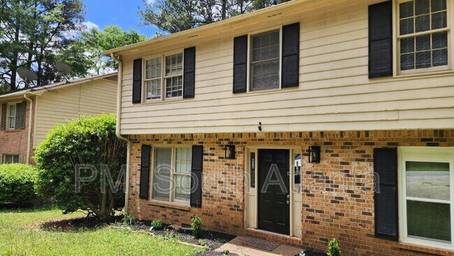 Primary Photo - 834 Ridge Ave